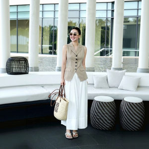 CV759 Custom OEM Women High Waist <b>White</b> Pleated Maxi <b>Skirt</b> Loose Flared <b>Skirt</b> Manufacturer - Product Image 1
