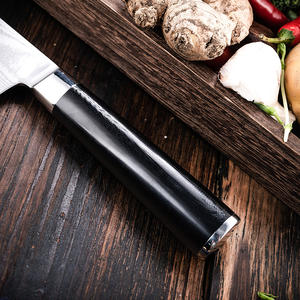 <span class=keywords><strong>Couteau</strong></span> <span class=keywords><strong>de</strong></span> <span class=keywords><strong>chef</strong></span> <span class=keywords><strong>Santoku</strong></span> japonais damas 7 pouces 67 couches VG10 Core Steel G10 Handle Hand Forged High-Polish Finish Ambidextre - Product Image 5