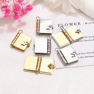Colgantes y dijes de moda de acero inoxidable 316L chapados en oro PVD de 14K y 18K personalizados DIY, dije de libro para pulsera para la fabricación de joyas - Product Image 2