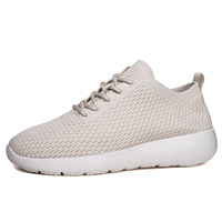 Nouveau été chaussures hommes Sneaker décontracté respirer maille fond épais souple EVA semelle mode volant tissage baskets chaussures pour hommes