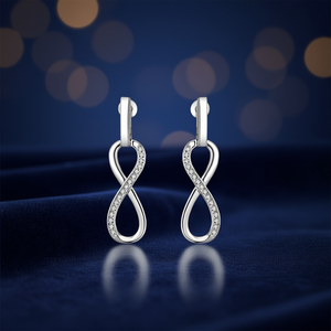 Eleganti Orecchini Infinity con Diamanti Placcati in Oro Bianco su Argento Design Minimalista per Donna Uso Quotidiano Taglio Brillante Rotondo Colore G - Product Image 2