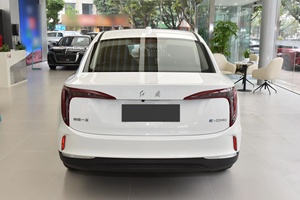 Voitures électriques de luxe Hongqi 100 kW 450 km d'autonomie Hongqi E-QM5 Berline intermédiaire 4 portes 5 places Véhicules électriques à vendre - Product Image 6