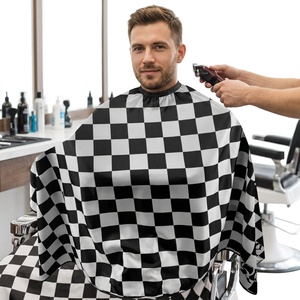 Bata de peluquería a cuadros en blanco y negro para barberos - Capa de barbero profesional a cuadros - Product Image 1