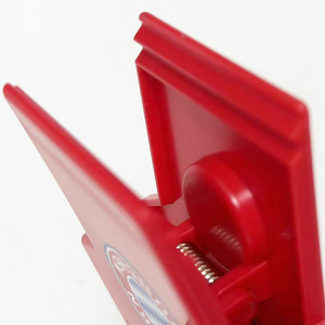 Plastic T-Shirt Clips Magnetic Convenient Garment Holders For Clothing Display Customizable Logo Available - Product Image 5