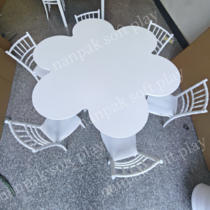 <span class=keywords><strong>Mesa</strong></span> de Actividades Infantil <span class=keywords><strong>con</strong></span> Forma de Flor Blanca, <span class=keywords><strong>Mesa</strong></span> de Juego de Madera Blanca para Centro de Juegos Interior, Jardín de Infancia, Preescolar - Product Image 5