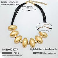 Collier moderne en alliage plaqué or 18 carats avec perles épaisses, cordon multi-brins, bijou statement unisexe, vente en gros, résistant au ternissement, audacieux