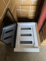 Boîtier de distribution en acier AlphaReach 24/36 voies, encastré, avec couvercle en plastique, dos métallique, IP30, pour transmission électrique