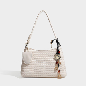 Sac Hobo Bohème en Rotin Tressé Personnalisé pour Femme, Sac à Main de Luxe en Cuir PU pour l'Été - Product Image 4