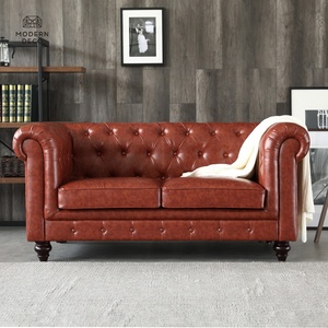 <span class=keywords><strong>Red</strong></span> Faux Leather Tufted <span class=keywords><strong>Chesterfield</strong></span> Sofa Couch Settee 2 CHỖ NGỒI Antique Armonia ModernDeco Xuất Khẩu Sản Xuất - Product Image 1