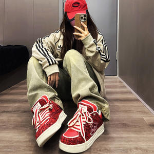 Christmas red retro men's and women's fashion sports <b>shoes</b>, basketball <b>shoes</b>, canvas trendy <b>shoes</b> - Product Image 1