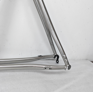 โครงจักรยานไทเทเนียมคลาสสิกของจีนสำหรับใช้บนถนน - Product Image 6