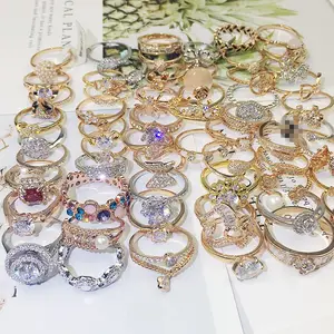 Perhiasan grosir campuran cincin retensi warna wanita mati cincin emas cincin pernikahan untuk pasangan Set dan pertunangan