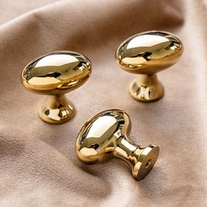 现代豪华实心黄铜球把手旋钮抽屉柜门金色单孔拉旋钮 - Product Image 1