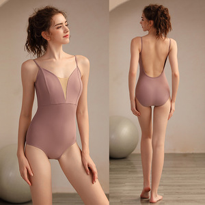 Combinaison de yoga aérien SUHE BS-1665, col en V profond, haut sans bretelles amovible, couleur unie, vêtements de fitness pour femmes - Product Image 4