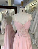 Robe de soirée élégante pour demoiselle d'honneur, rose, coupe trapèze, bretelles spaghetti, corsage perlé et froncé, dos ouvert, longue robe de soirée 2027