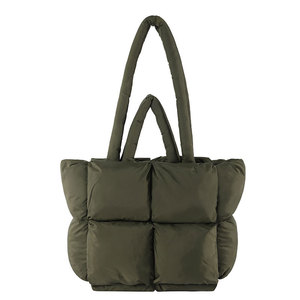 Sac à main fourre-tout matelassé en coton pour femmes avec fermeture à glissière rembourrée pour le shopping et le voyage avec doublure en polyester - Product Image 4