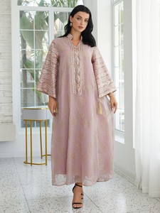 มีสินค้าพร้อมส่ง ชุดเดรสยาวแบบอบายะปักลายหรูหรา ไซส์พลัส สไตล์มาเลเซีย สำหรับสตรีชาวมุสลิม - Product Image 5