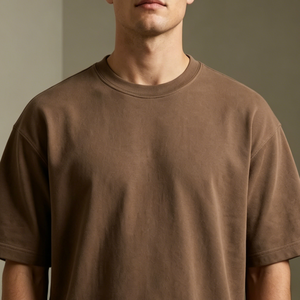 T-shirt Oversize in Cotone Pettinato Marrone Caffè 300GSM per Forniture all'Ingrosso e Branding Aziendale - Product Image 4