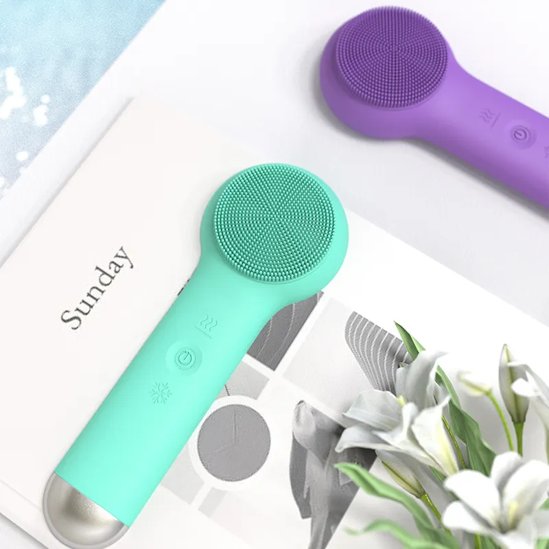 Low Moq Deep Cleaning Waterproof Hot And Cold Compresses Electric Face Brush Facial Cleanse Silicone Face Cleaning Brush