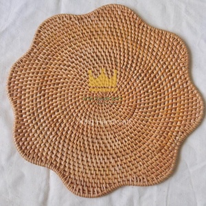 Customized <b>Round</b> Rattan <b>Placemat</b> with Wavy Edges Tight Texture Natural Weave Table Mat for Dining or Party Decor - Product Image 2