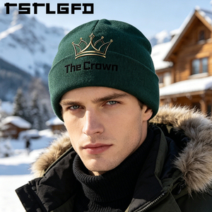 Bonnet brodé personnalisé avec logo, vente en gros, vert forêt, en tricot doux, chaud pour l'hiver, fabricant de bonnets. - Product Image 2