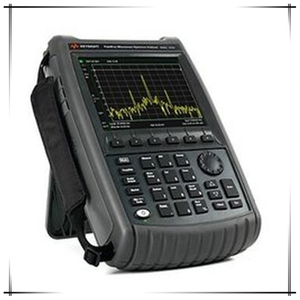 Nouvel analyseur de micro-ondes portable KEYSIGHT N9938A FieldFox 26,5 GHz haute précision avec garantie d'un an et prise en charge multi-tension - Product Image 2