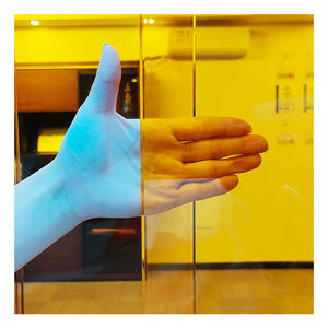 ستائر شفافة مقاومة للأشعة فوق البنفسجية ومضادة للرياح من المصنع مباشرة، خدمة قص مخصصة، نوع لوحة حائط، معتمدة من BV وREACH - Product Image 4