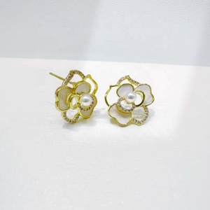 Pendientes de plata de ley S925 al por mayor, bonitos y únicos para mujer, con piedras preciosas, sublimación, elegantes, con diseño de flor y mariposa. - Product Image 5