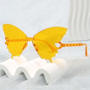 Lunettes de soleil papillon en gros, colorées, tendance, grandes montures translucides pour femmes, idéales pour les cadeaux de fête - Product Image 1