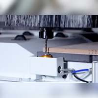 Ligne de production de meubles en bois SAMACH, étiquetage automatique, chargement, déchargement, routeur CNC