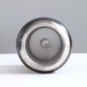 Bouilloire Thermos Portable Premium en Acier Inoxydable avec Poignée pour la Salle de Sport et les Randonnées - Product Image 4