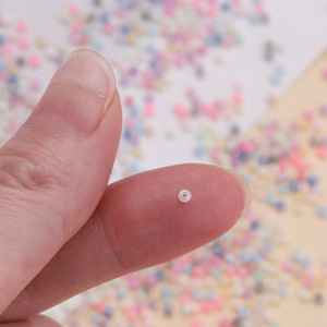 Cuentas de vidrio de 2 mm multicolor, cuentas sueltas para la fabricación de joyería DIY. - Product Image 4