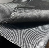 12K 200 ~ 600GSM fibre de basalte de tissu de fibre de carbone renforcée par Ud unidirectionnel pour la construction