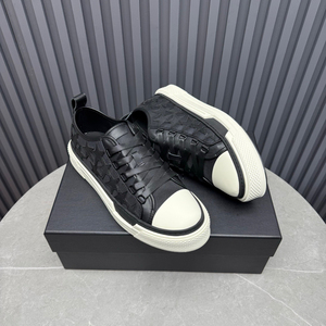 Chaussures décontractées pour hommes en toile de haute qualité, luxueuses, à lacets, respirantes, bout fermé, design sportif et tendance, anti-odeur pour l'extérieur - Product Image 1