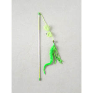 Jouet de tige de fourrure de chat vert jouet écologique en tissu et plumes pour animaux de compagnie pour chat jouer style dessin animé - Product Image 1