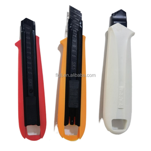 Cuchillo de hoja 18 MM Mango de agarre más grande con <span class=keywords><strong>2</strong></span> cuchillas adicionales Cuchillo de corte - Product Image 1
