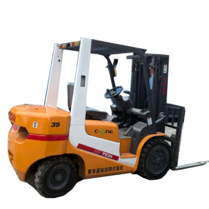 Montacargas Diésel Eléctrico Dúplex de Origen Francés TCM de 3 Toneladas, Modelo FD30 Usado, Motor ISUZU, Motor de CA, Caja de Cambios, Bomba, Altura de Elevación de 4.5 m - Product Image 1