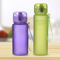 Offre Spéciale Pas Cher Sport Écologique Bouteille De Boisson Portable Extérieur Mat Bouteille D'eau Transparente En Plastique Avec Logo personnalisé