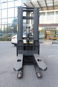 REDDOT הטוב ביותר באיכות 1.6 טון 2.0 טון EPS עומד על רוכב מלא חשמלי ווקי מלגזת משטח stacker - Product Image 4