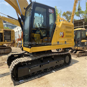 Excavatrice sur chenilles d'occasion 320GC de 20 tonnes avec moteur et boîte de vitesses à vendre au Japon - Product Image 3