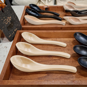 ชุดช้อนเมลามีนลายการ์ตูนรักษ์โลก ปลอดภัย ใช้งานได้หลากหลาย สำหรับเด็ก ใช้ในบ้าน พลาสติกแบบกระจก ผลิตตามสั่ง - Product Image 1