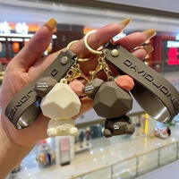 Porte-clés créatif en silicone en forme de petit ours, pendentif pour clés de voiture ou de couple, décoration de sac à dos, anneau porte-clés en plastique