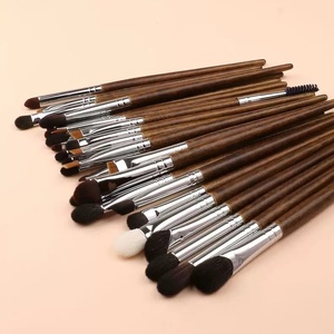 แปรงแต่งหน้าวีแกนคุณภาพสูง 40 ชิ้น รุ่น MUF ด้ามไม้ หัวแปรงอะลูมิเนียม ขายส่งจากโรงงาน ลดราคาพิเศษ - Product Image 6