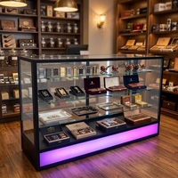 Vitrine de Comptoir 6FT en Verre Trempé avec Éclairage RGB en Option pour Magasins de Tabac et Commerces de Détail