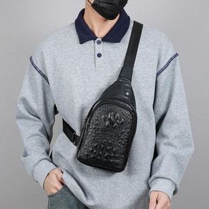 Men's Chest Bag Large Capacity Water Repellent Crossbody Shoulder Bag For Everyday Use Solid Color Style - Product Image 3