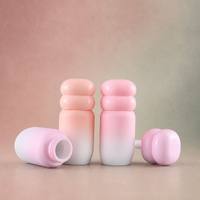 Fabricants de tubes de gloss à lèvres mignons à grande brosse, emballage unique pour maquillage, conteneur de 4 ml, vente en gros, impression de logo personnalisée, cosmétique