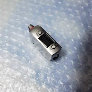 Capteur laser numérique CMOS série Keyence LR-Z, neuf et original, LR-ZB250AP, LR-ZB100C3P, LR-ZH500C3P - Product Image 3