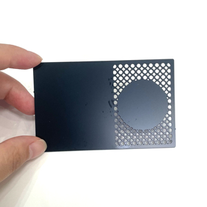Échantillon gratuit Cartes métalliques intelligentes NFC Noir mat 215/216 <span class=keywords><strong>Carte</strong></span> de visite <span class=keywords><strong>virtuelle</strong></span> NFC en métal avec logo - Product Image 1