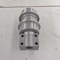 Vente en gros 17M-30-01320 Pièces de train d'atterrissage pour machines de construction Pelles Rouleau de voie Rouleau de support inférieur
