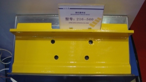 Bulldozer <span class=keywords><strong>Excavator</strong></span> Front <span class=keywords><strong>Idler</strong></span> Bottom Roller <span class=keywords><strong>Track</strong></span> Shoe D8r D8n <span class=keywords><strong>Track</strong></span> Roller. - Product Image 3